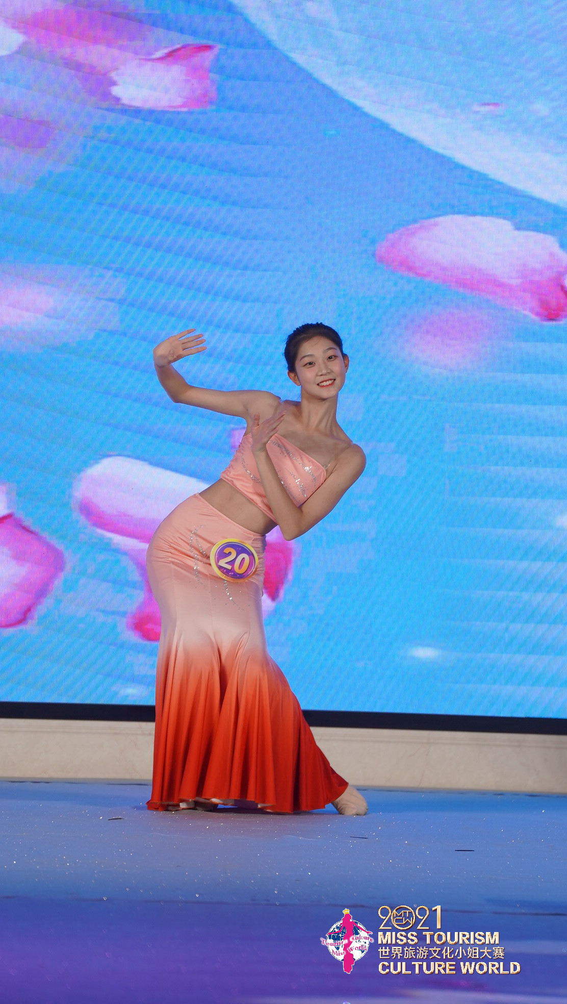 2021世界旅游文化小姐湖南总决赛收官！湖师大学生邓妍彦斩获冠军