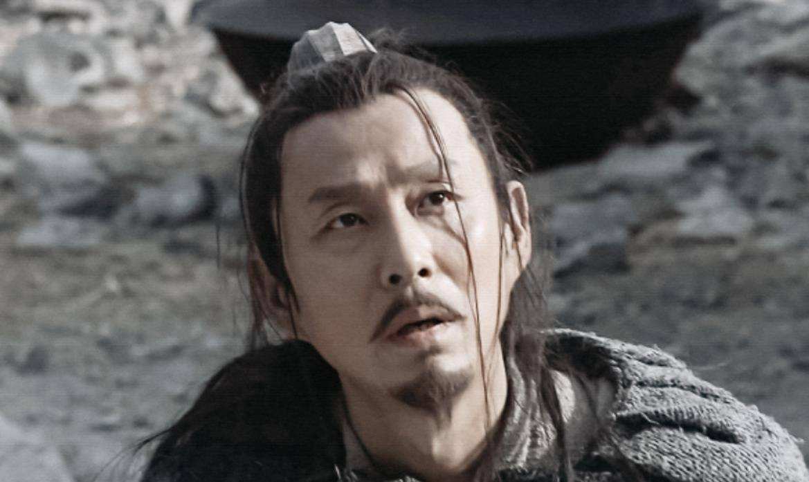 女演员许思敏正式签约TVB，此前跑龙套30年！横店的龙套们该醒了