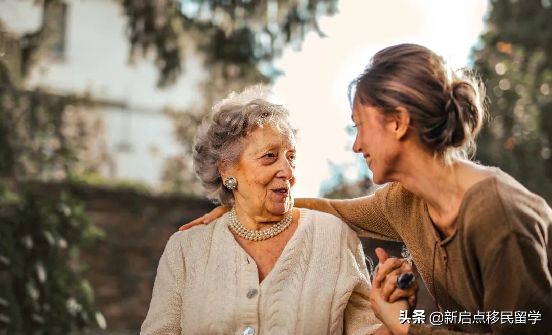 移民加拿大后，怎样团聚父母呢？