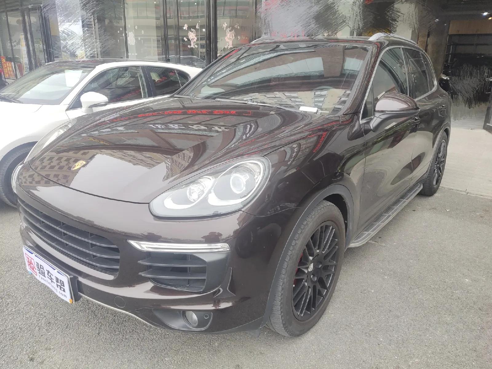 花60萬(wàn)買(mǎi)個(gè)豪華二手車(chē)，沒(méi)想到在“她”的裙底發(fā)現(xiàn)了缺陷