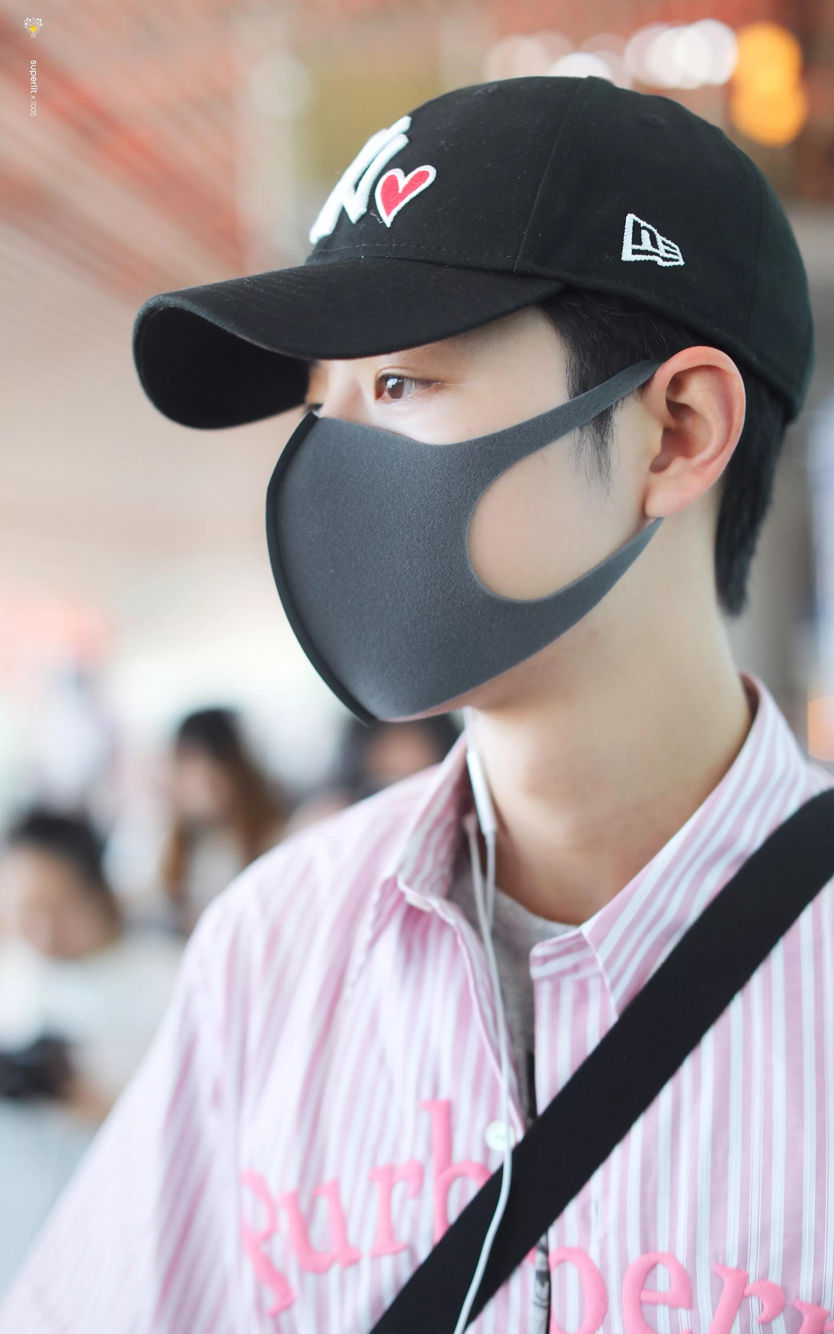 考古肖战:2018年9月—12月机场时间线汇总,今天请叫我收图狂魔