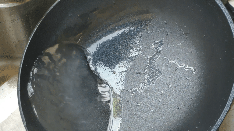 九阳大磨王爆炒不粘锅：钢铲钢丝球通通不惧，随你炒，就是香
