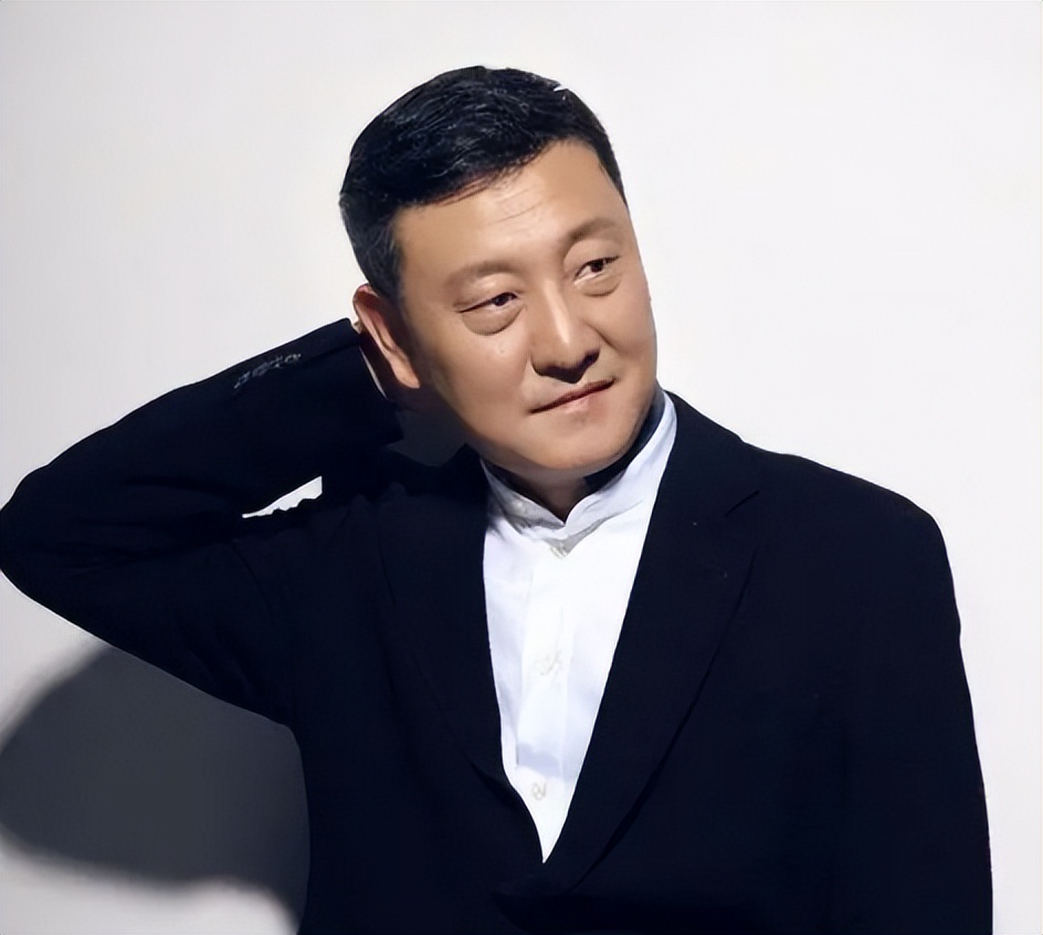 韩磊：苦追王燕2年，39岁终于得偿所愿，结婚16年感情仍如胶似漆