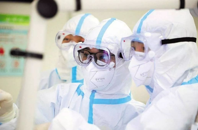 医学类专业发展前景排行榜，临床医学仅排第4，医学影像学成黑马