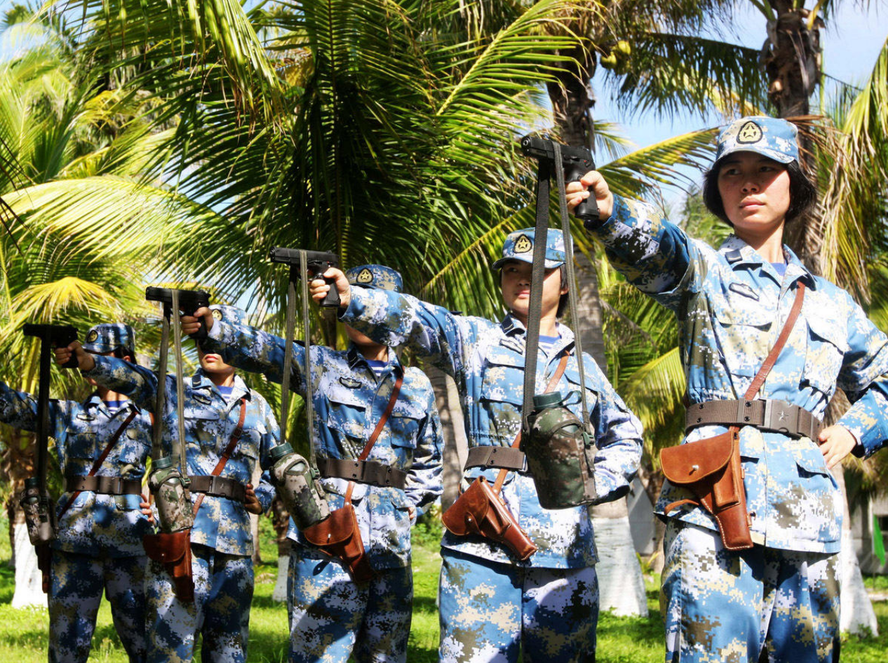 湖南30歲女武警朱玲,押運油料時不幸犧牲,此時她當母親才20個月