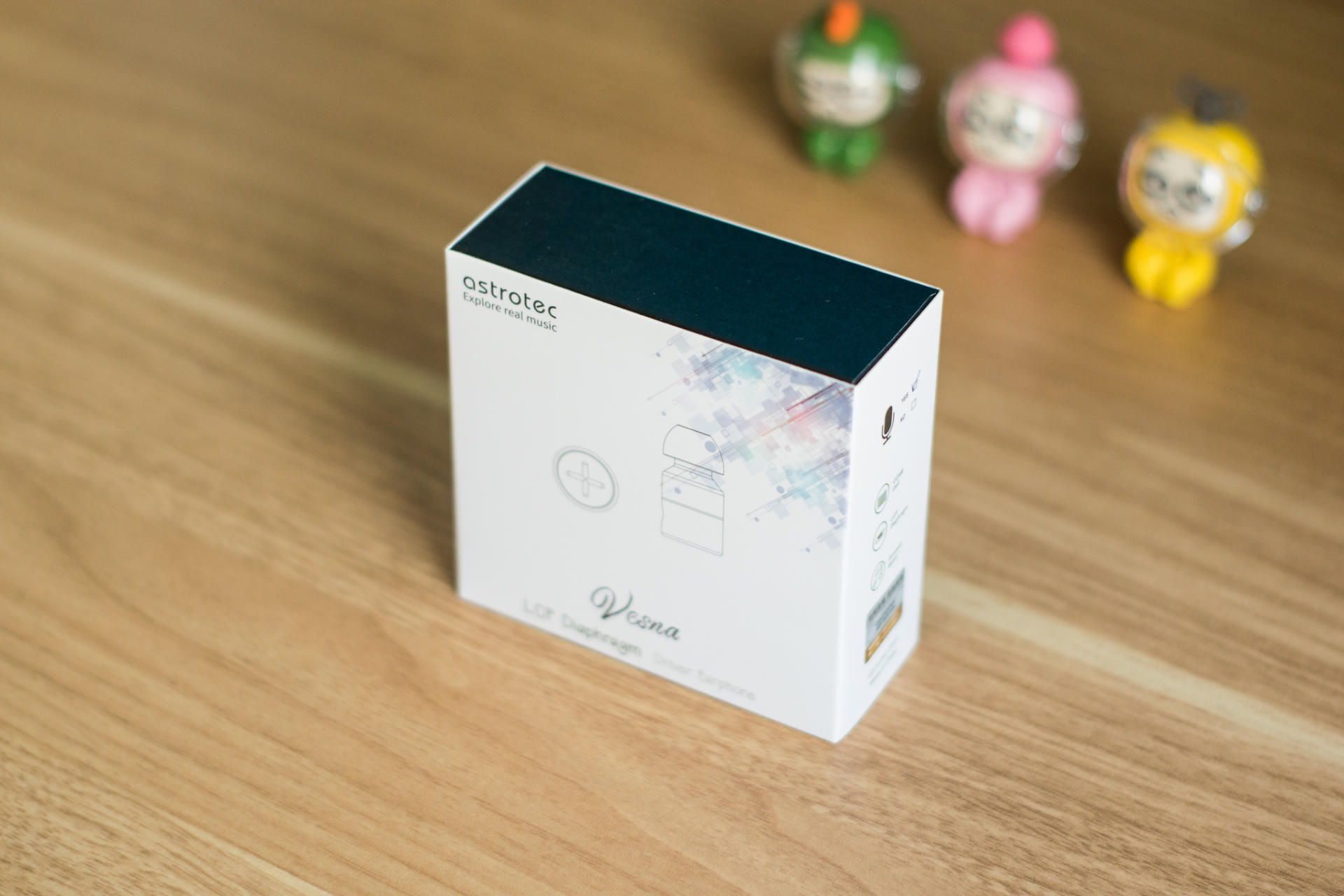 玩手机游戏还是有线耳机好，入手阿思翠百元新品