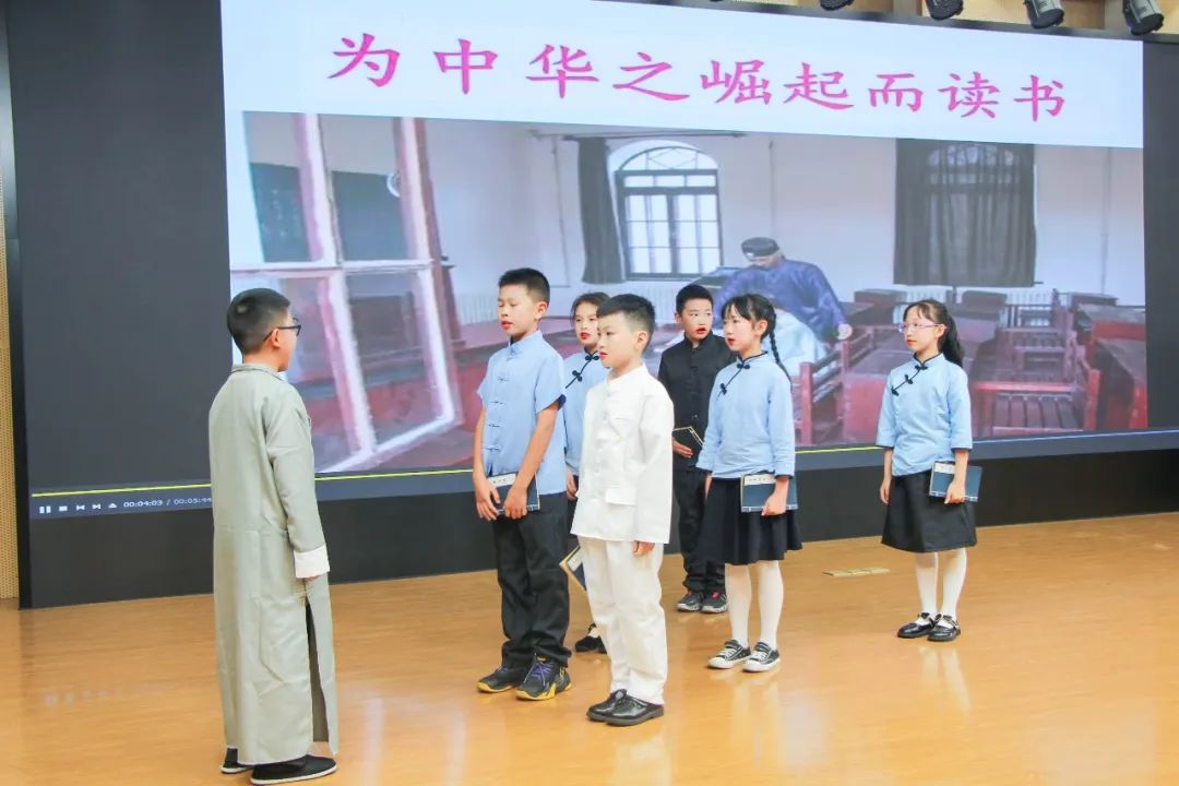 花田花绽，阅读悦心｜双流区黄甲小学举行读书节之阅读表演赛