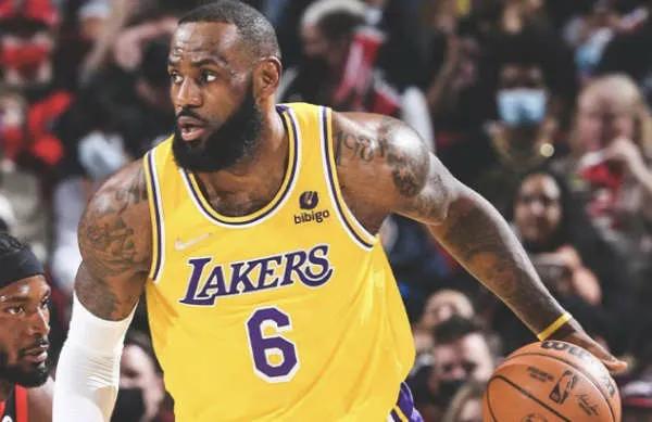 NBA历史场均得分王：从张伯伦到乔丹，谁是真正的得分机器？