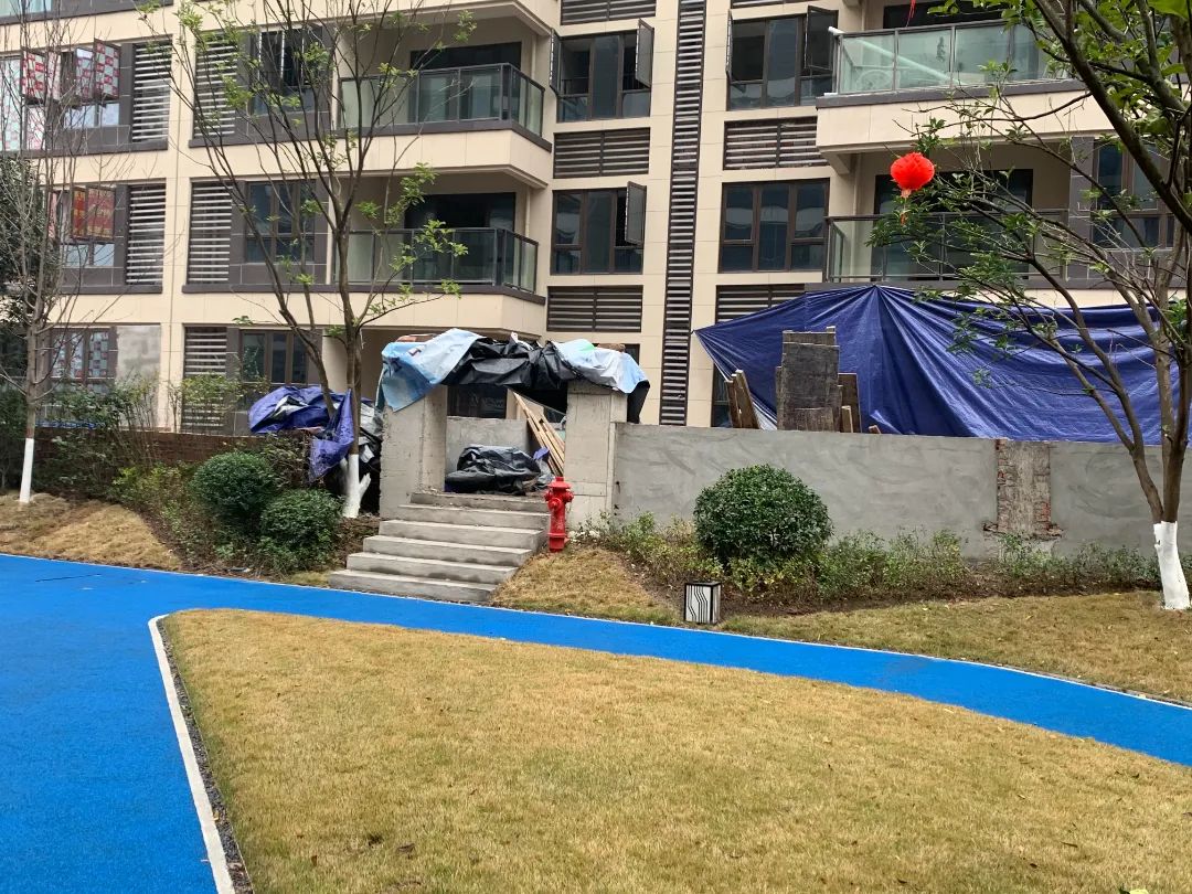 复地·君屿墅被曝售楼部装人脸识别，回应：只是安防系统