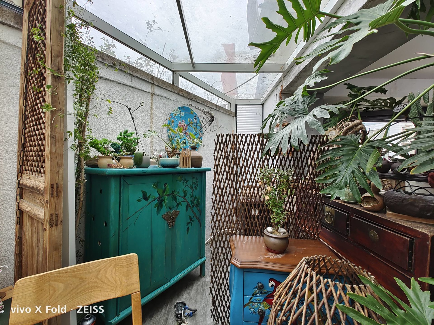 vivo X Fold 折叠屏深度评测：来得晚，来得强