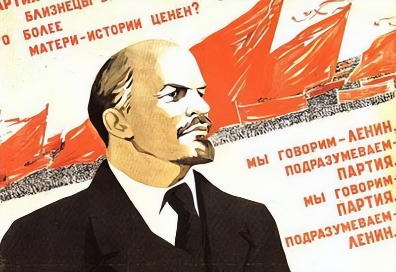 1961年刘少奇参观毛主席故居，看到门匾后严肃道：这个字需要改