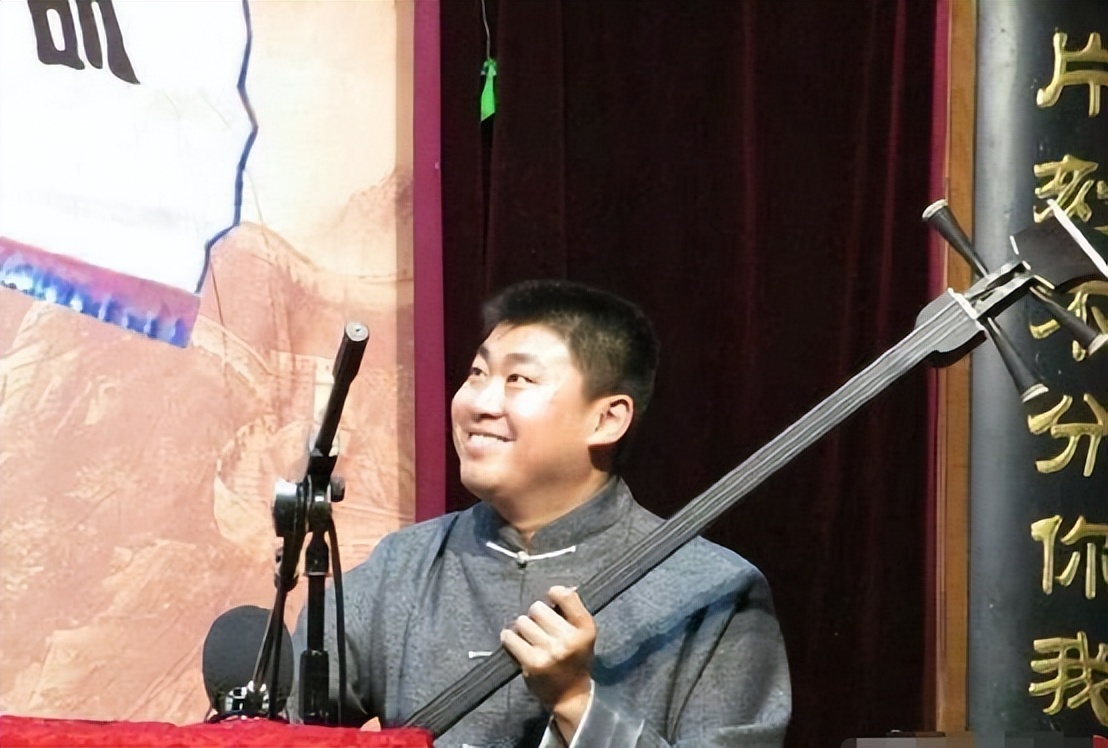 被德云社除名，做法比何伟更卑劣，郭鹤鸣就这样改写了自己的结局