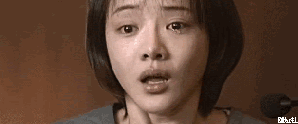 邓家佳长腿细腰性感迷人，如何抹平突出小腹，解锁同款S曲线？