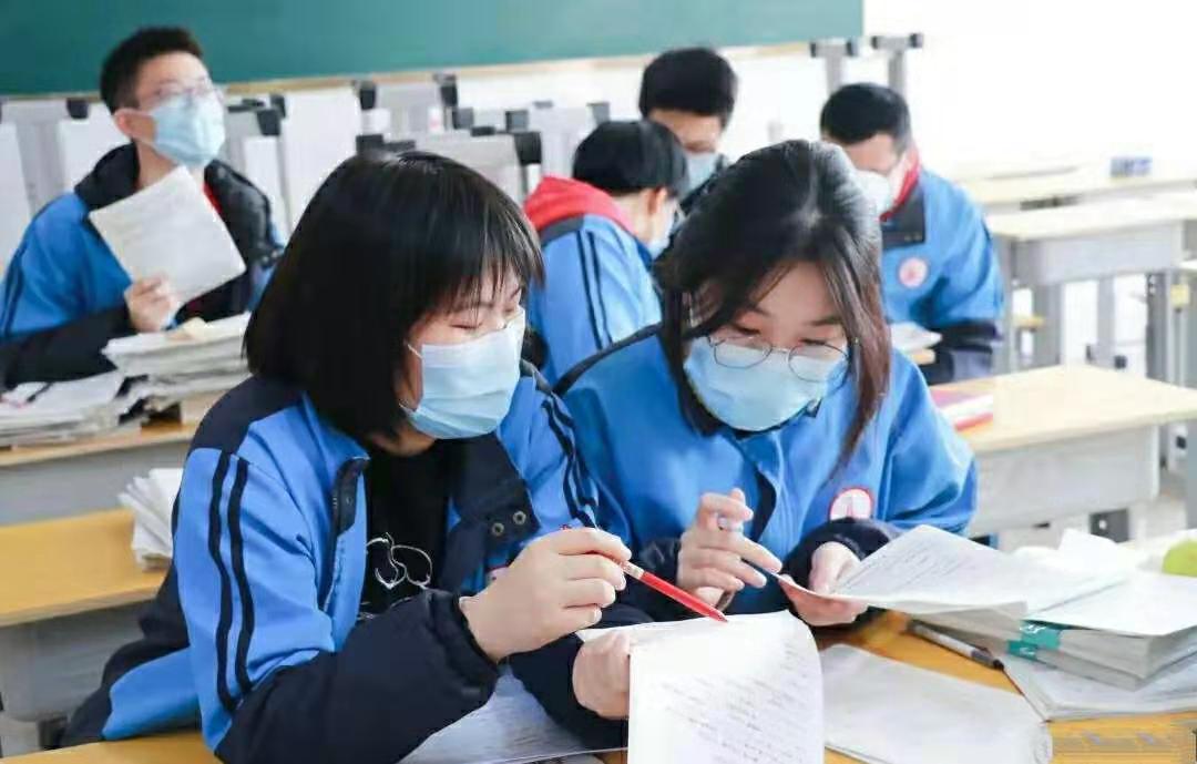 黑龙江又有疫情，两个地区的中小学停课，家长心情复杂