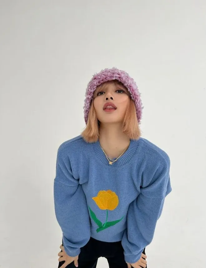 柾国-LISA恋爱传闻?和GO7成员有关;休宁巴依叶靠哥哥出道?
