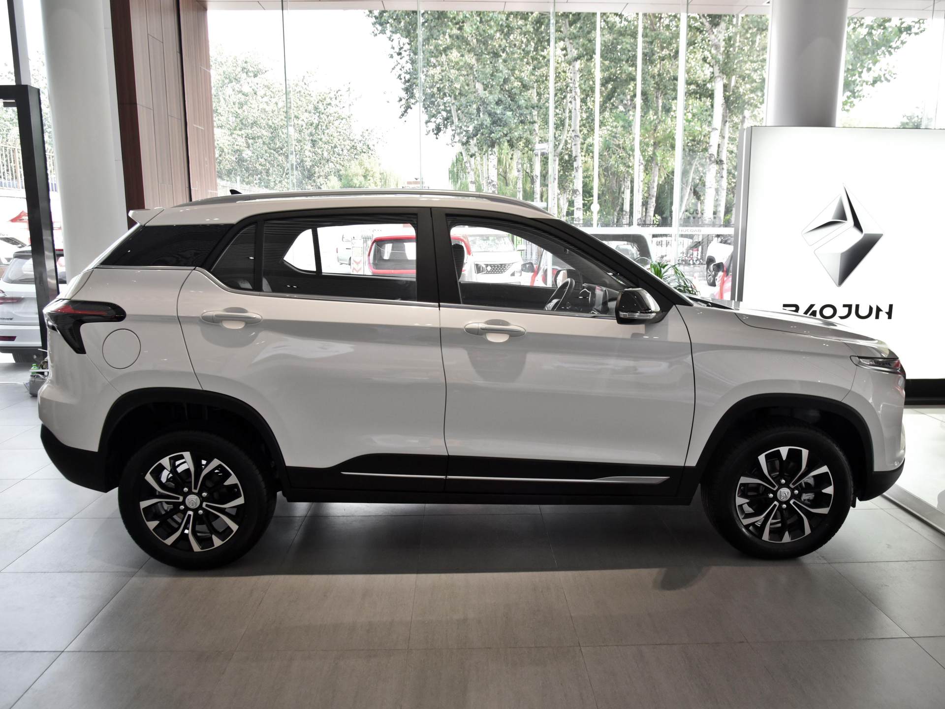 宝骏510最低配多少钱(5万零800的suv) - 价格百科