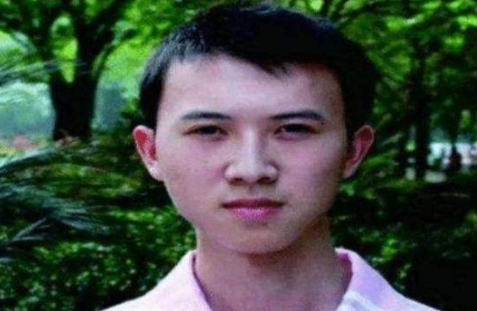 父母“投机取巧”的一个举动，让儿子无学可上，高考659分白考了