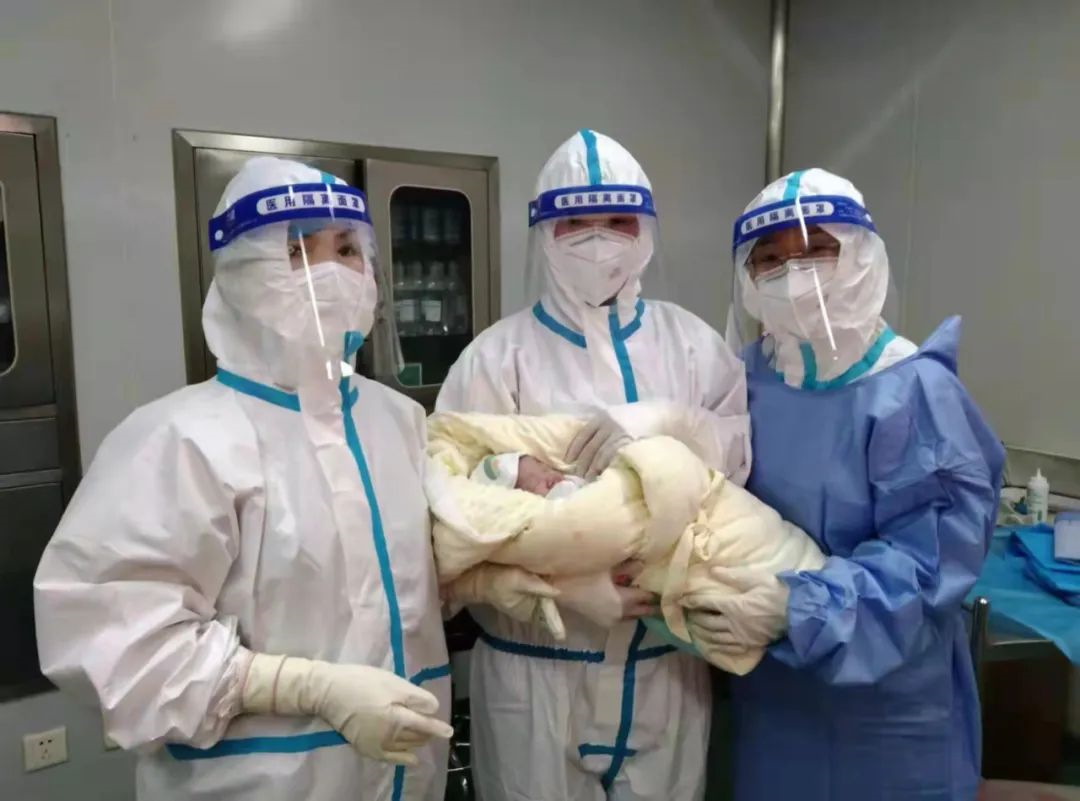 主动请缨赴一线，抗击疫情显担当——记河北工程大学附属医院老党员李少英