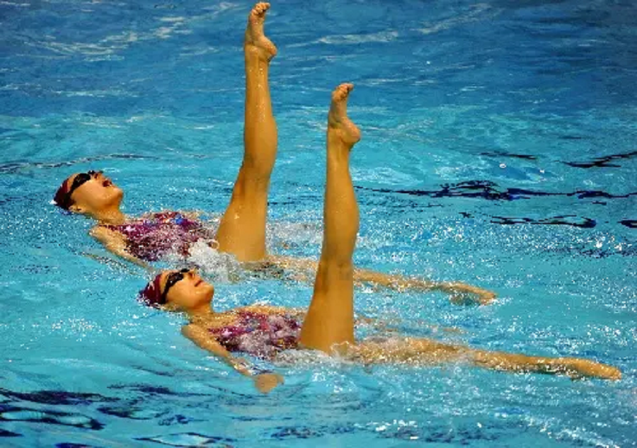 19年南京44岁单亲妈妈，骑行4.1万公里去欧洲看女儿，93天跨25国