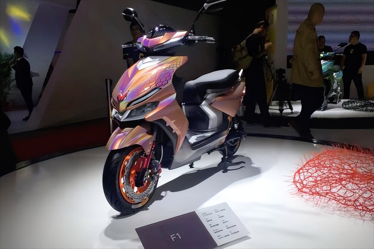 不用充电、会飞的电动车？这3种