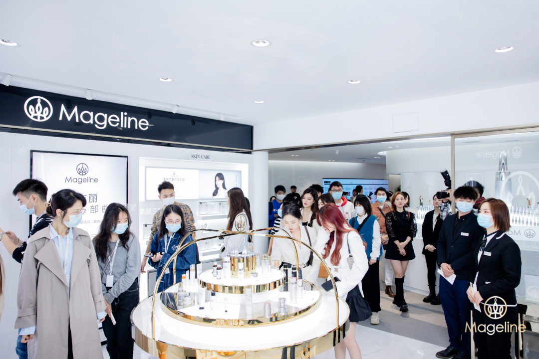 微商只剩麦吉丽