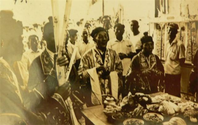 08年，陌生男子自称63代天师儿子，拿出信物证明宣称64代冒名顶替