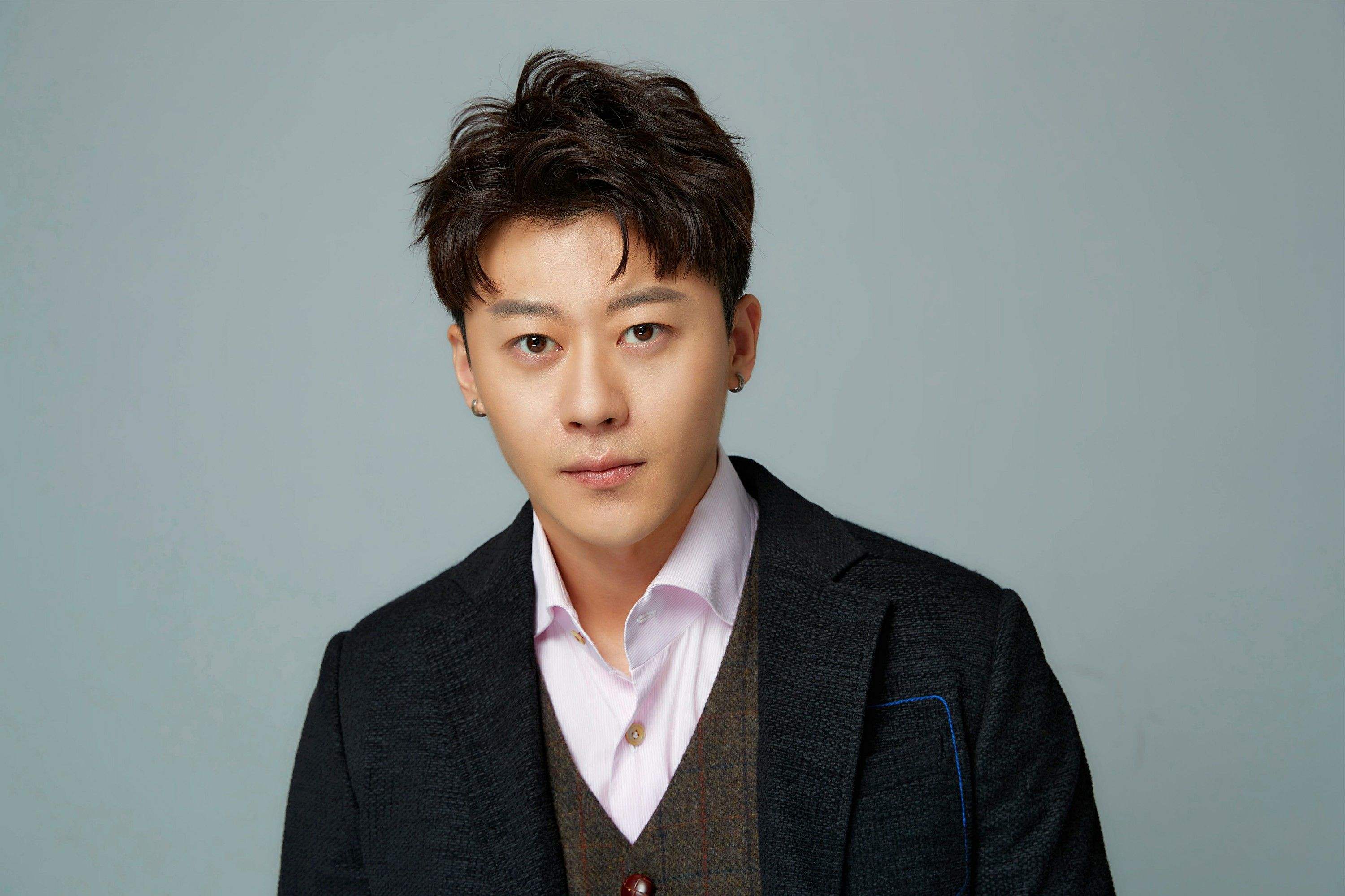 一个月内10位明星相继去世，最年轻的还未结婚，每一个都令人不舍