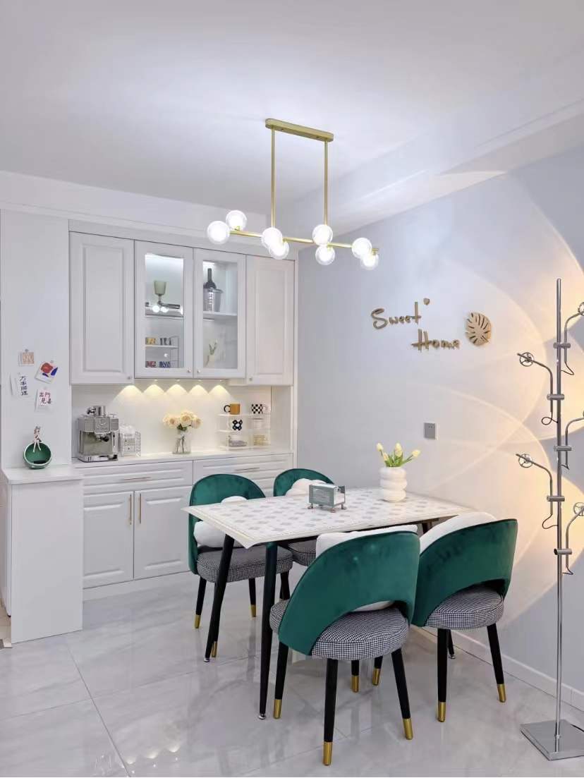 西安姑娘买下83㎡小两房，打造最美“穷装”，收获上万人关注