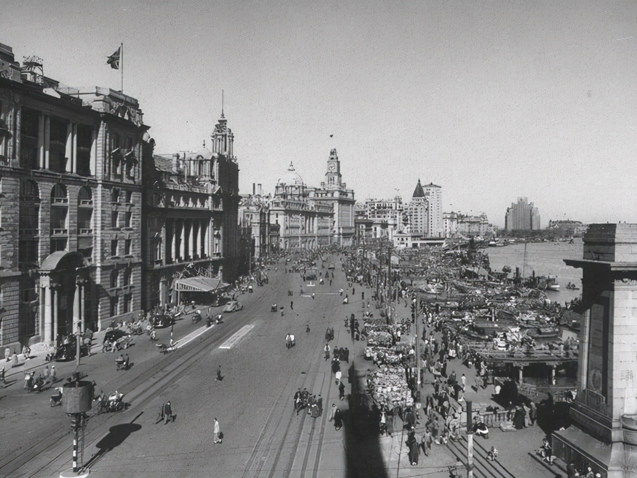 1949年上海解放时，军代表霸占国民党姨太，陈毅知道后如何处理