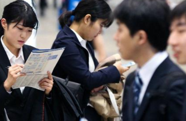 初级会计师证有价值吗（部分证书将要被）