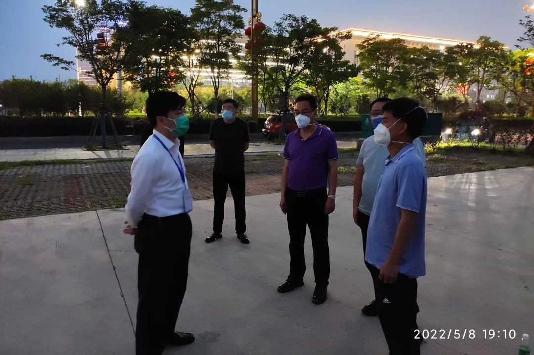 护士节前夕，江西省人民医院领导走访慰问一线护理工作者