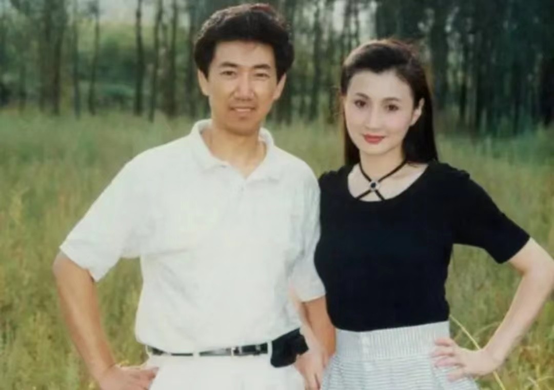 红极一时却突然“消失”的15位明星：林芳兵险毁容，利智为爱息影