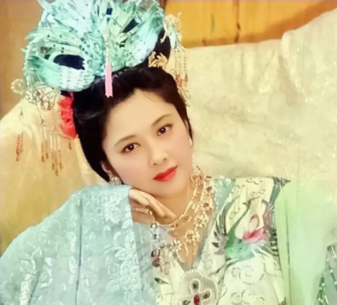 珠圆玉润，杏眼桃腮，这12位绝色古典美人，长在了中国人的审美上