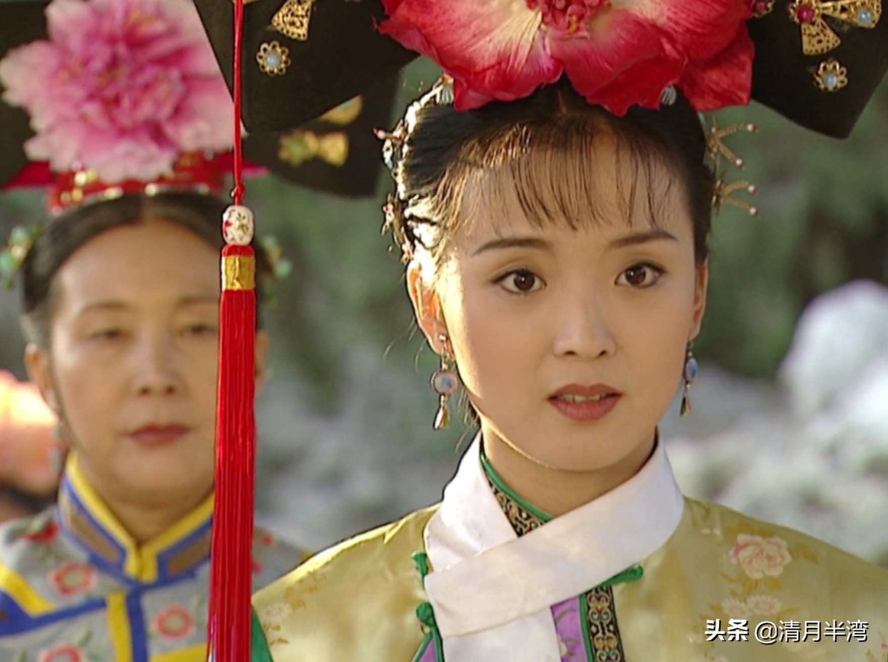 颜值高也不一定驾驭得了旗头装，能上清宫美人榜的，我只服这10位