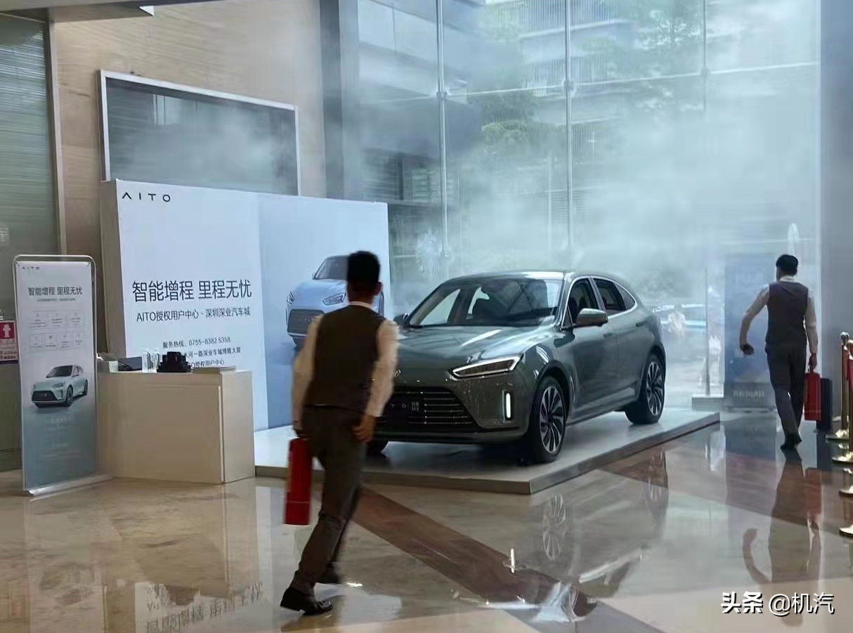 华为问界M5展厅失火致两人死亡，这次余承东的大嘴能吹灭质疑吗？