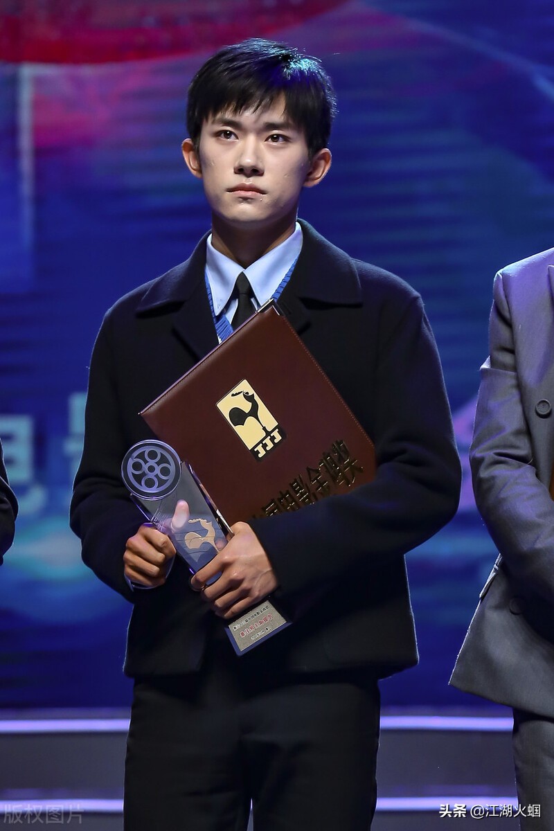 爆料：胡歌 蔡徐坤 胡冰卿 唐嫣 热巴 易烊千玺 张子枫 周深 胡先煦 王影璐