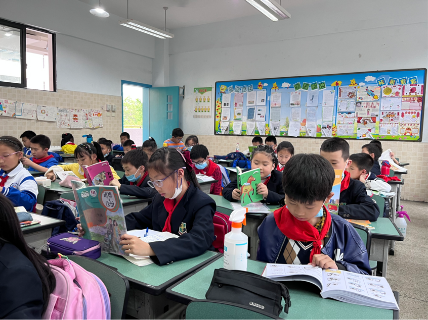 书香润泽生命 阅读成就未来｜继续走进双流区棠湖小学书香班级