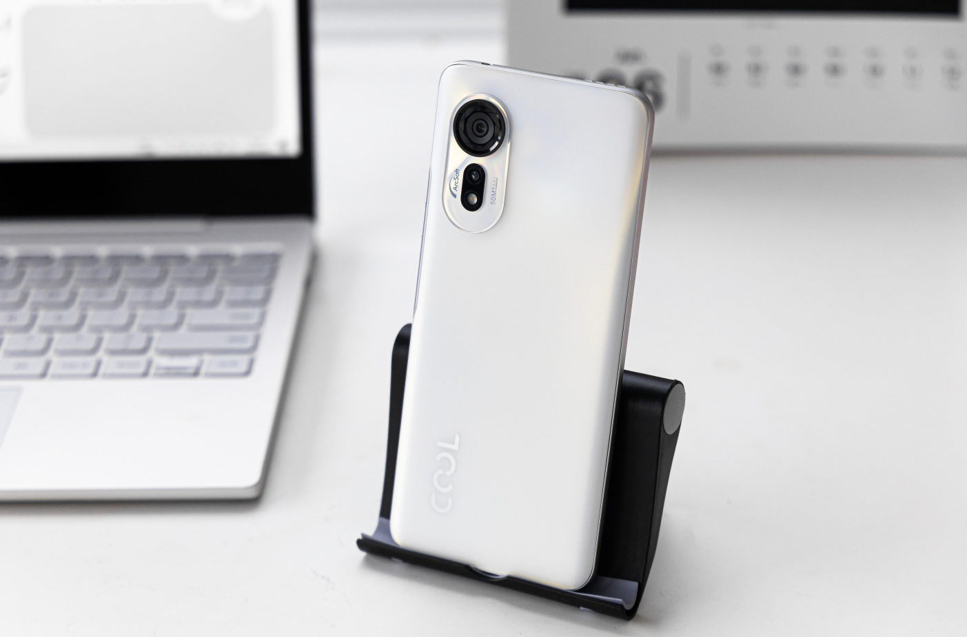 通宵整理！机圈各价位段新晋“机皇”速览，性能颜值样样在线