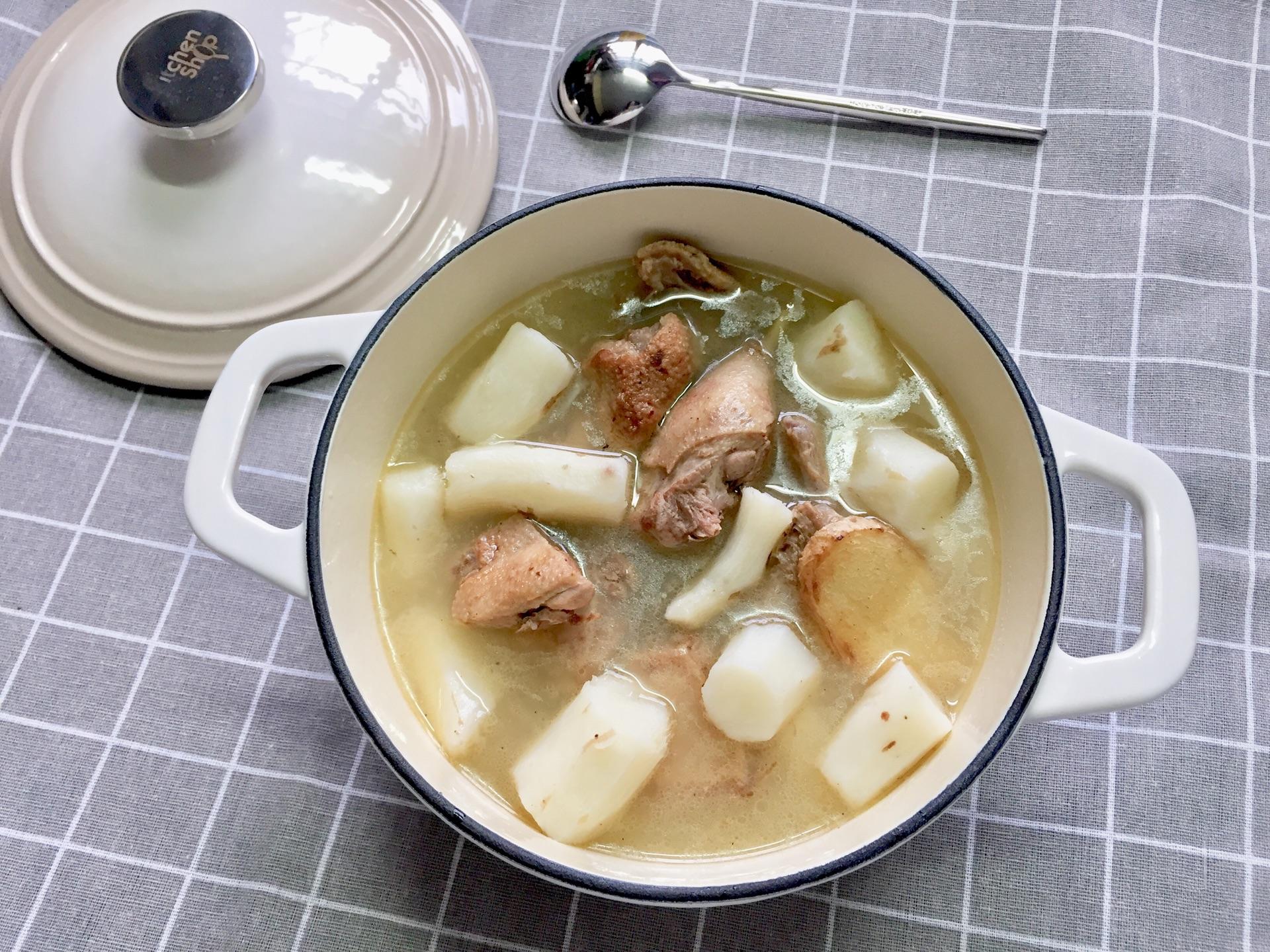 鱿鱼汤怎么做好喝教你做家常美味的鱿鱼汤