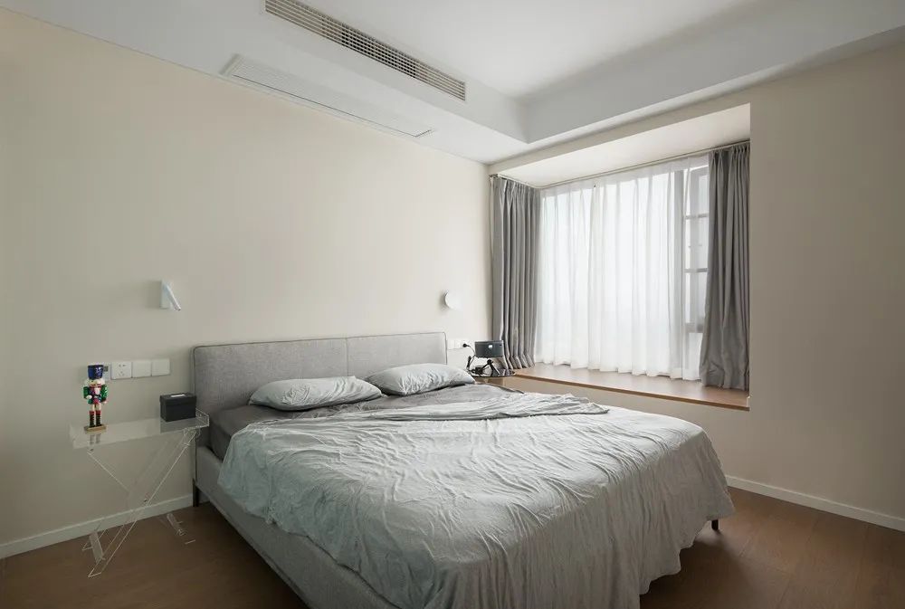 翻新95m²老破小：储物惊人、超通透空间感，小户型布局来学她家