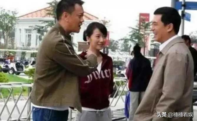 他身家过亿却喜欢跑龙套，张嘉译去哪他去哪