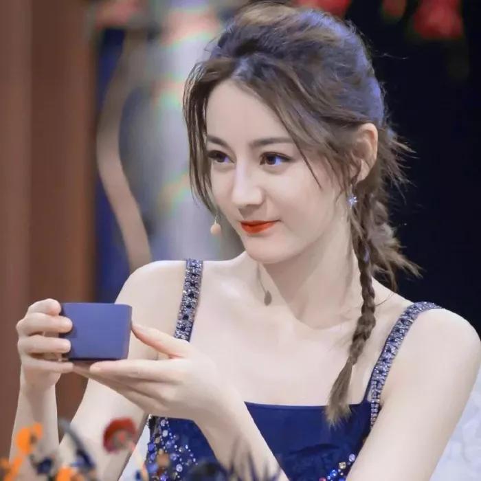 迪丽热巴高清头像，每一张都好美呀