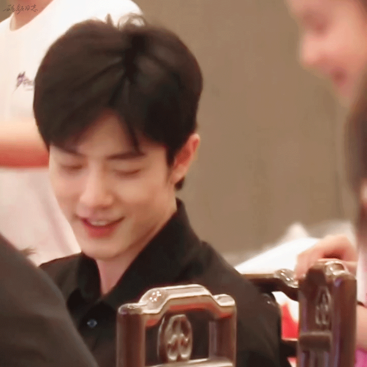 肖战海边的大片，真好看啊，满满的少年感