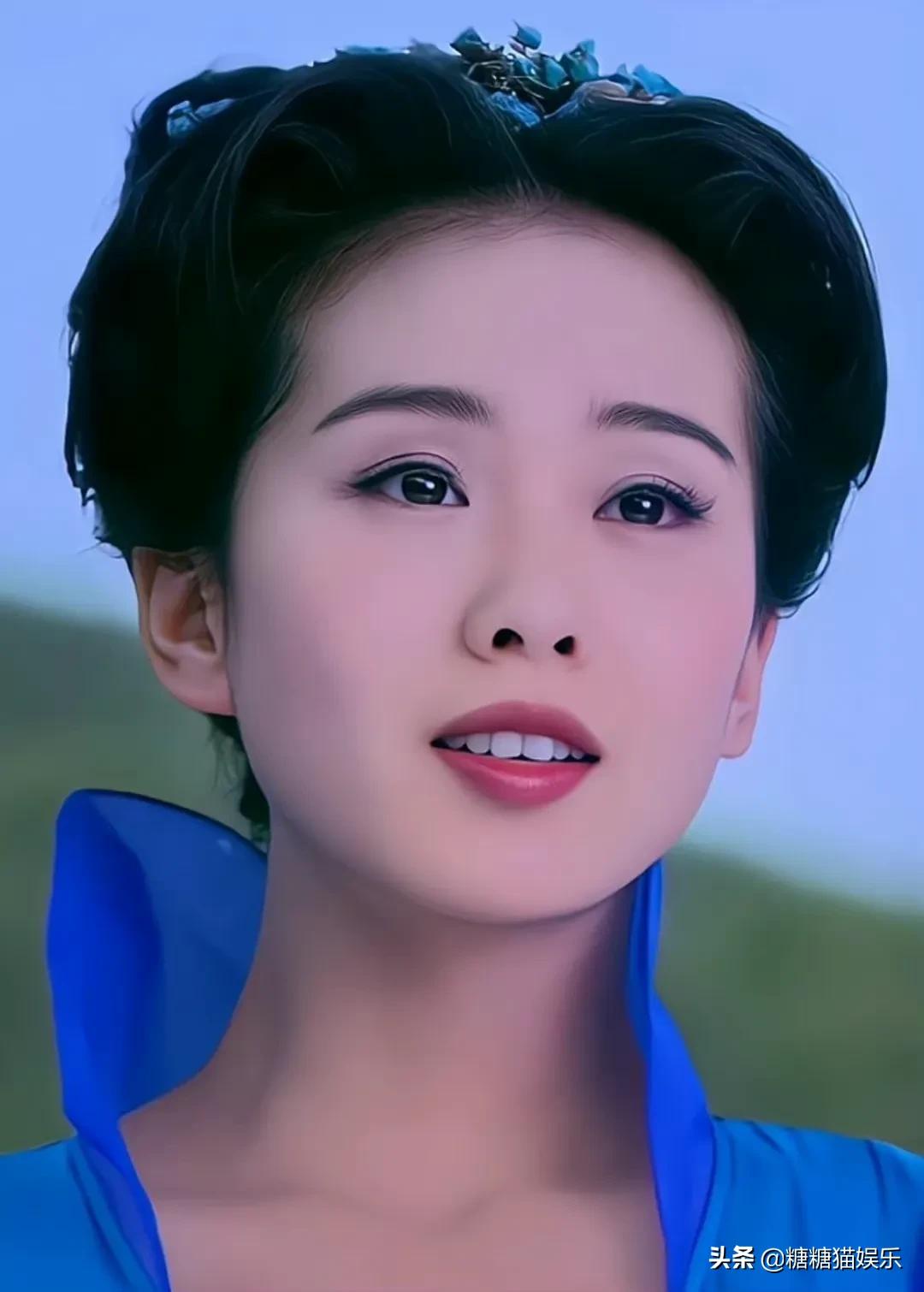 当刘诗诗和杨幂遇到唐嫣时，三位女神谁更美一筹？