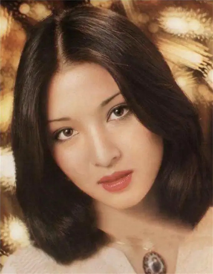 胡因梦：万千男人的梦中情人，结婚3月就离婚，此后38年从未来往