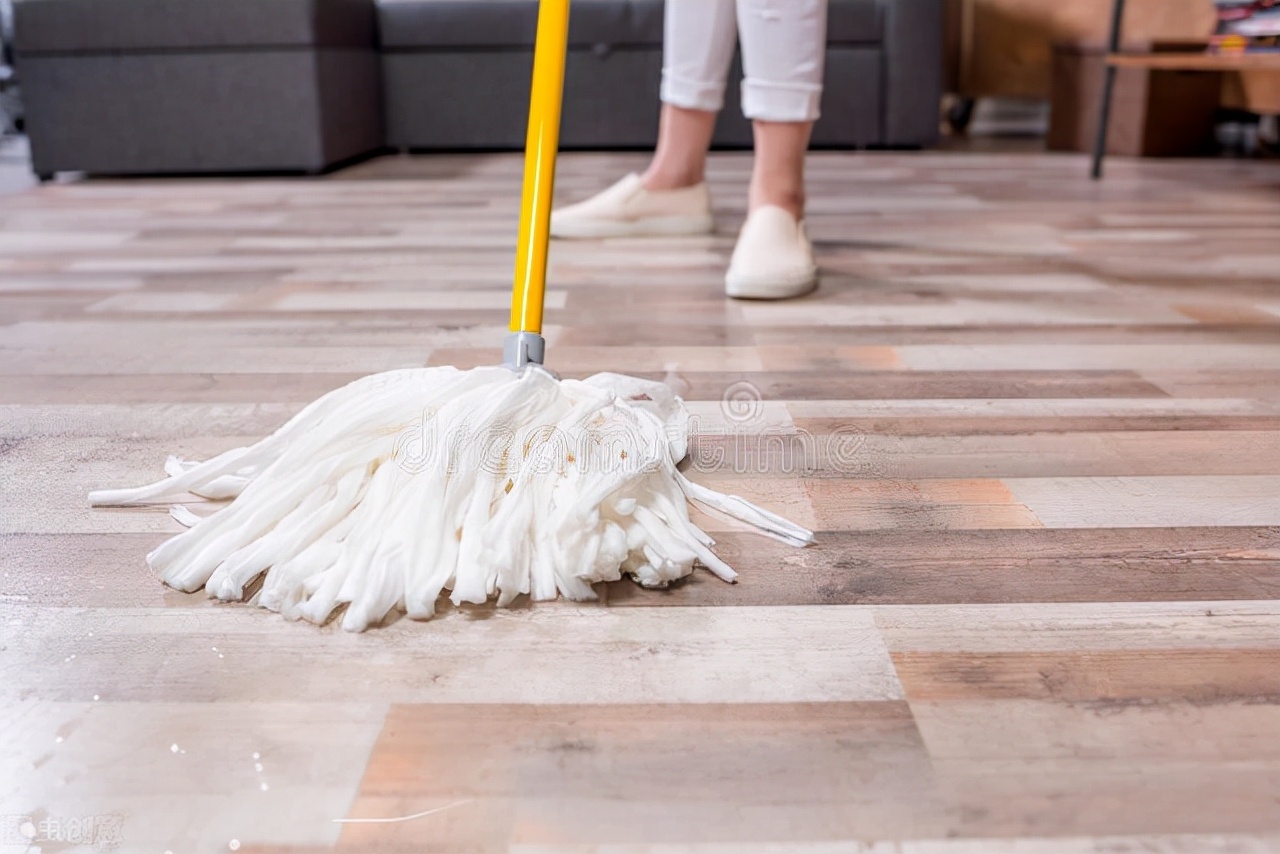 Bowl English translation: Sweeping the floor - household cleaning terminology exploration