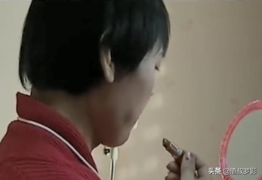 2006年男子想做变性手术，妻子女儿却选择无条件支持，这是为何？