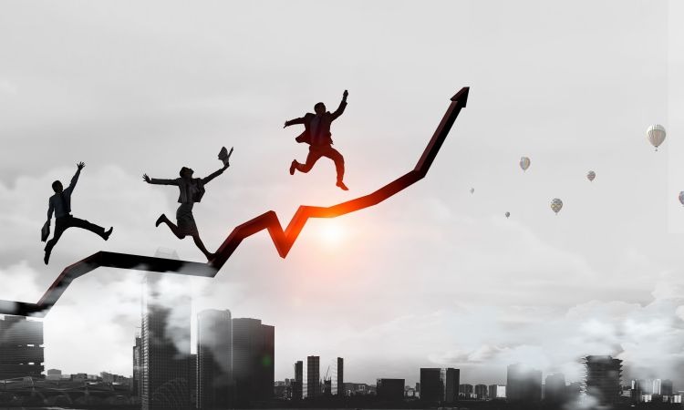 盘前分析：7月行情怎么看，白酒、新能源还能投吗？