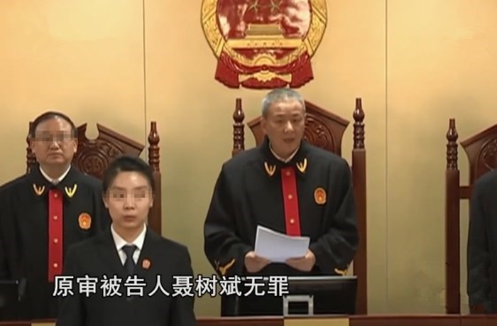 聂树斌案：枪毙10年后真凶出现，母亲执着上诉21年，终还儿子清白