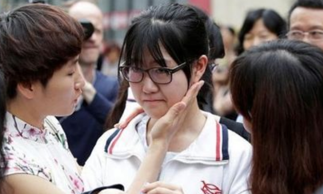 人民日报曝光上海这三所大学，毕业证一文不值，考生家长需谨慎